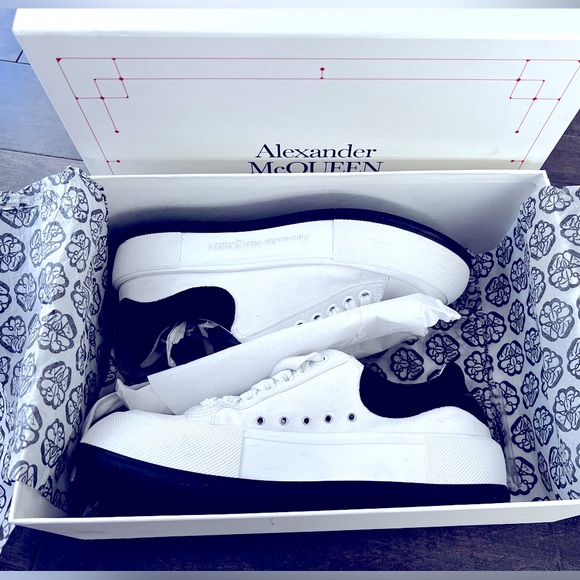 Alexander McQueen Men's Deck Plimsol Sneakers 42.5 E White Black wz original box